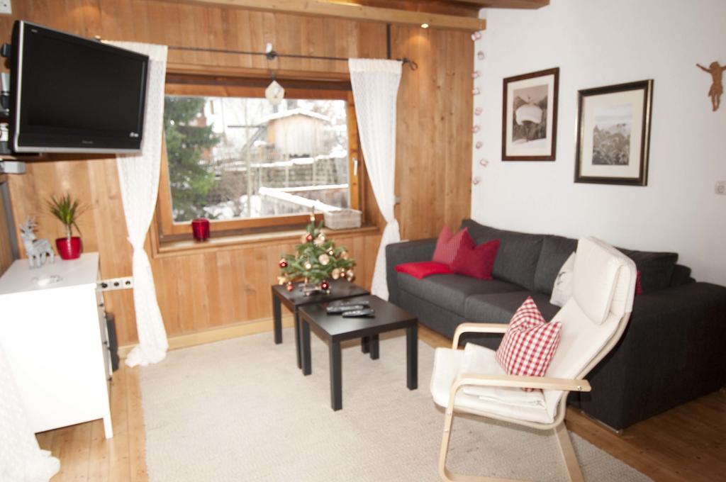 Chalet Sophie Fuegen Room photo